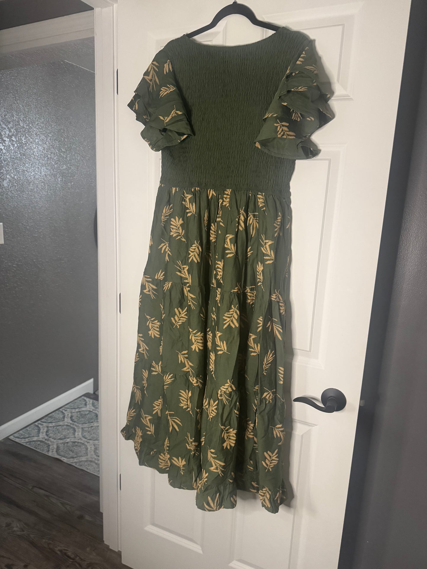 Baltic born short sleeve long dress xl green w tan stitching floral nwot