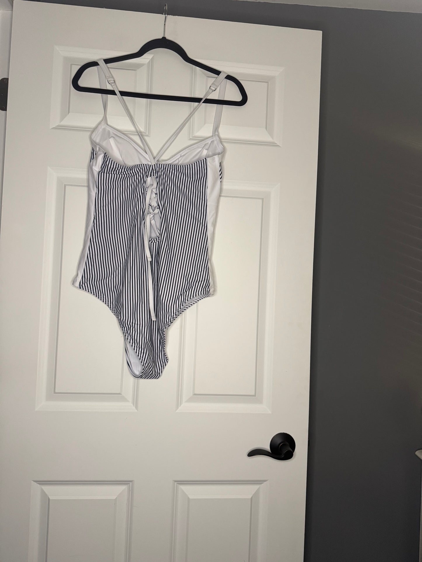 Unbranded one piece swimsuit tie up back navy white stripe xl