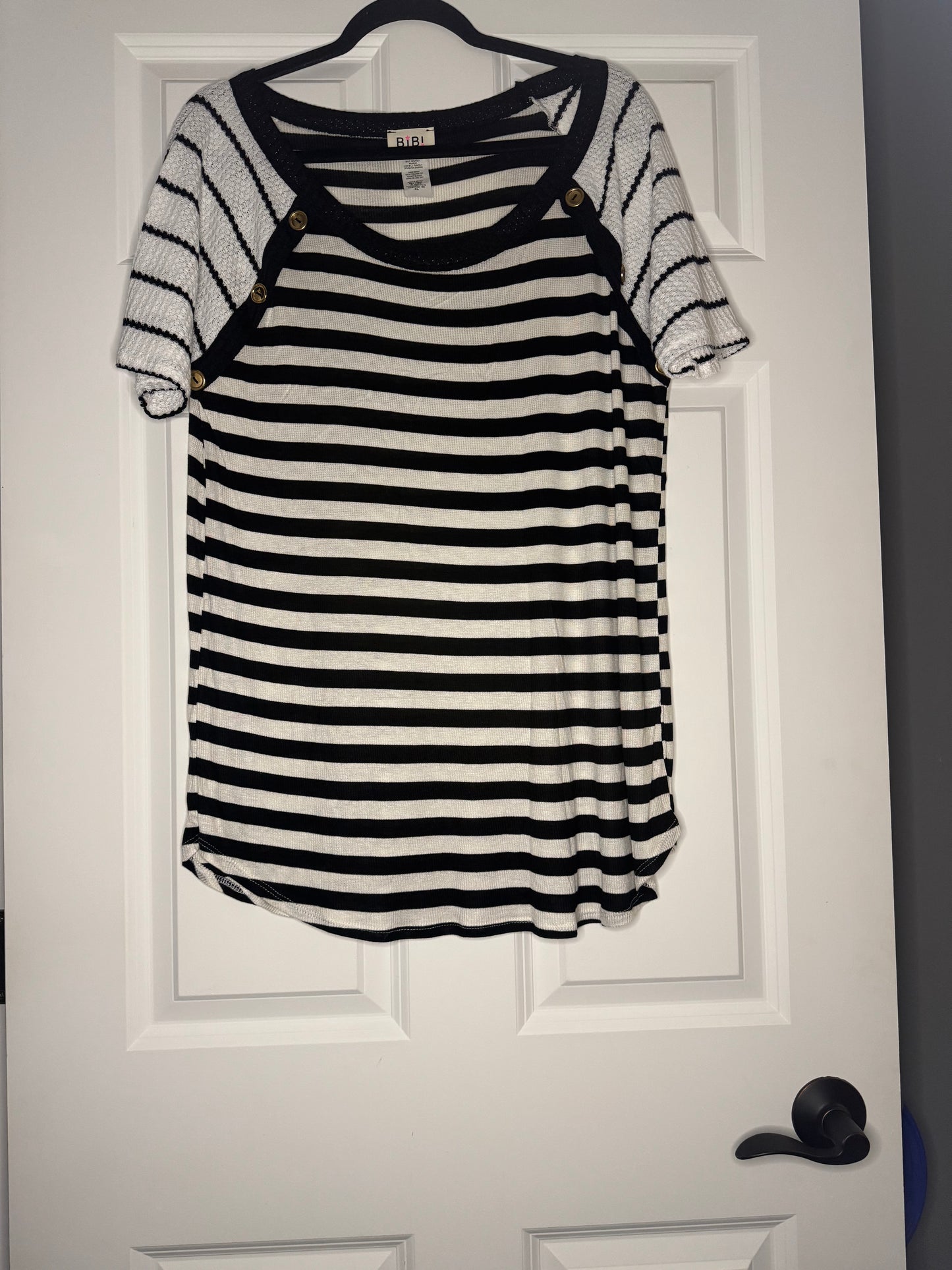 Bibi short sleeve top black white stripe gold decor buttons xl