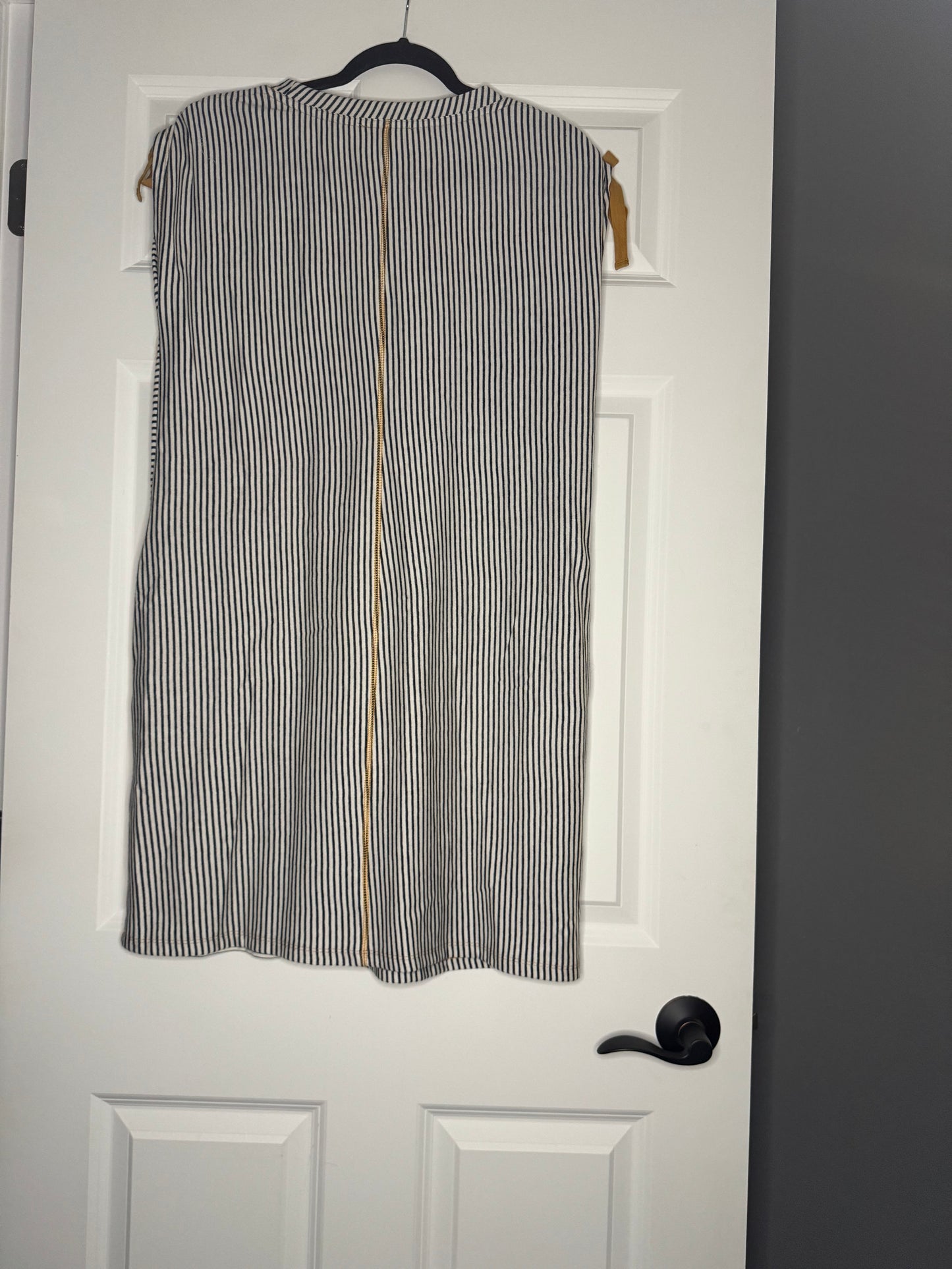 Mystree short sleeve dress blue ivory stripe w mustard ties medium