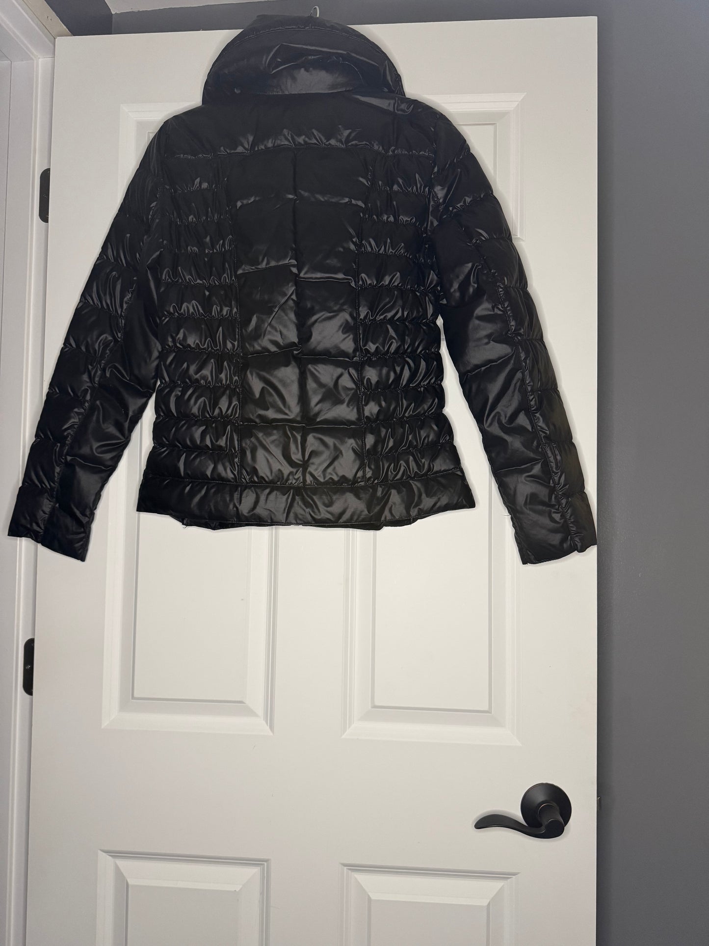 Kenneth Cole puffer jacket small black