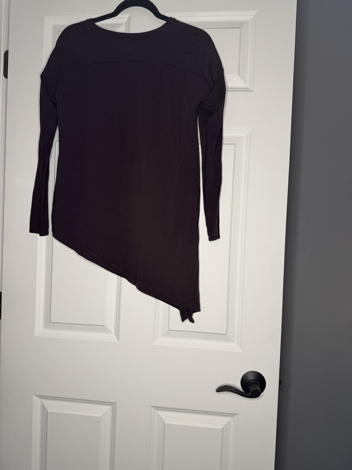 Lululemon Long Sleeve Top Size 4 Purple Slants At Bottom