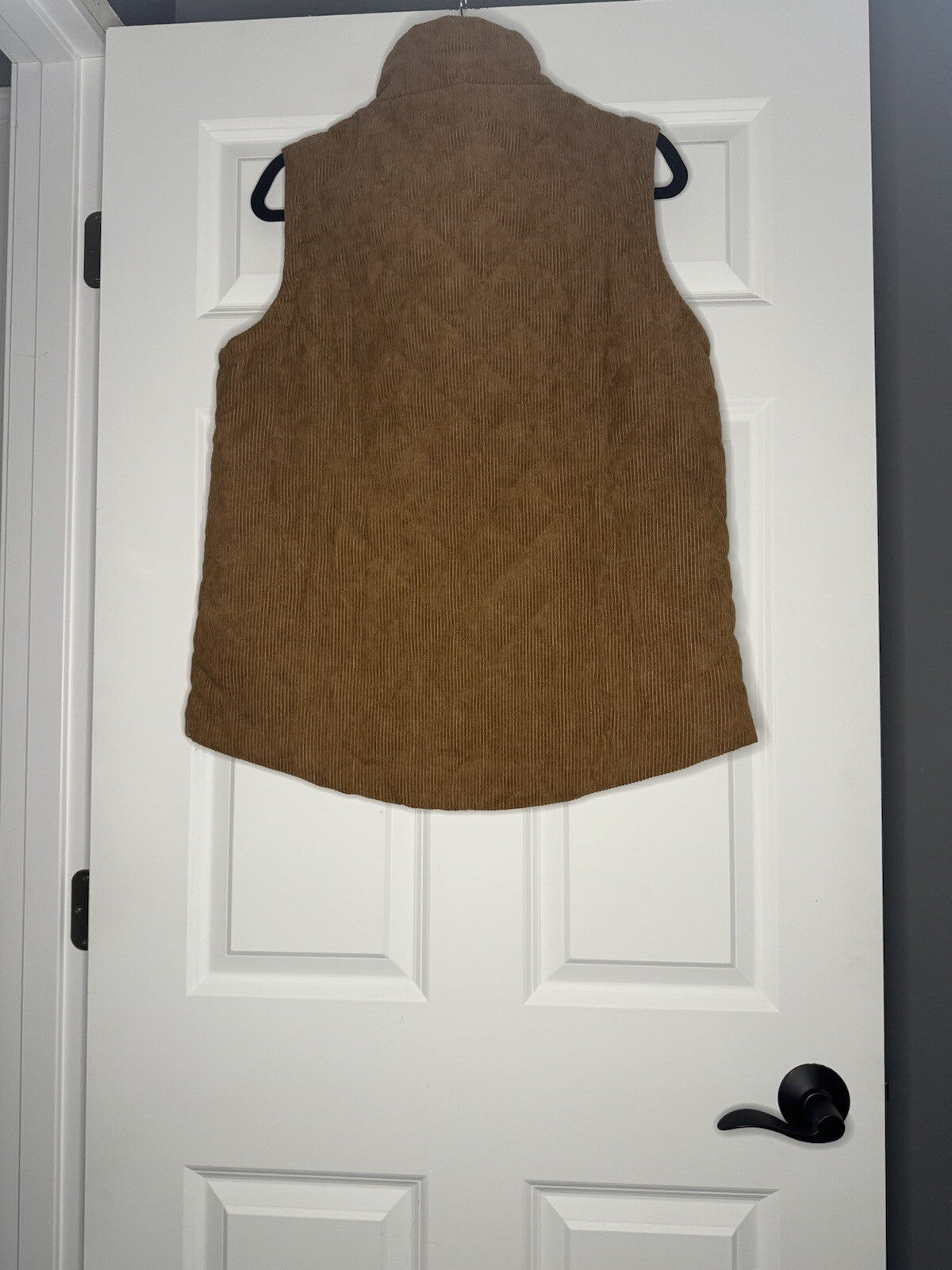 Easel Large Corduroy Vest Brown