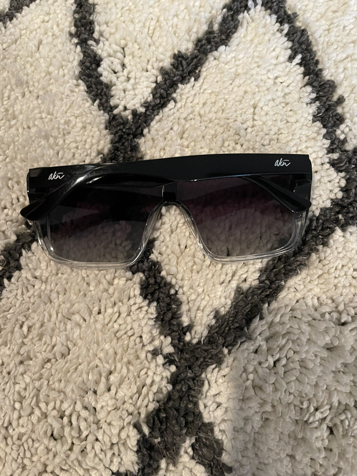 Akn Black/gray Sunglasses Polarized