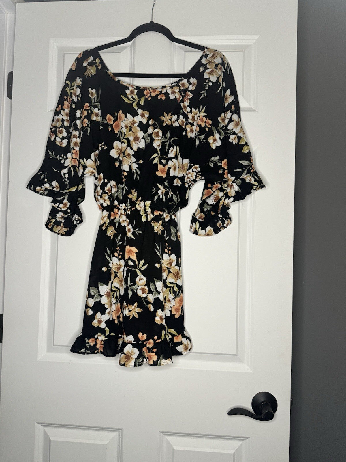 Gee Gee Shorts Romper Small Black W Multi Floral