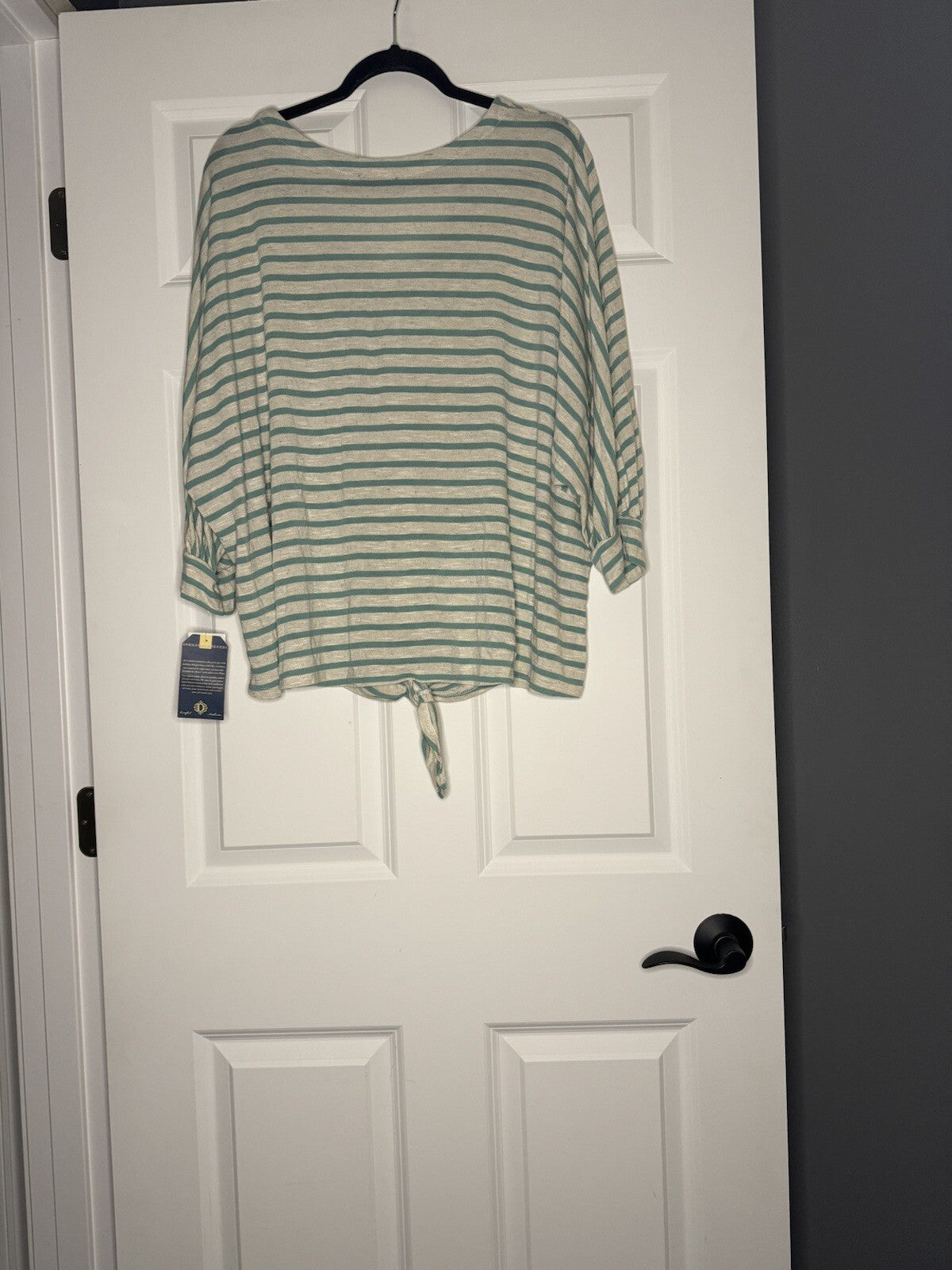 Democracy Short Sleeve Blouse 2x Twist Tie Front Beige Green Stripe Nwt