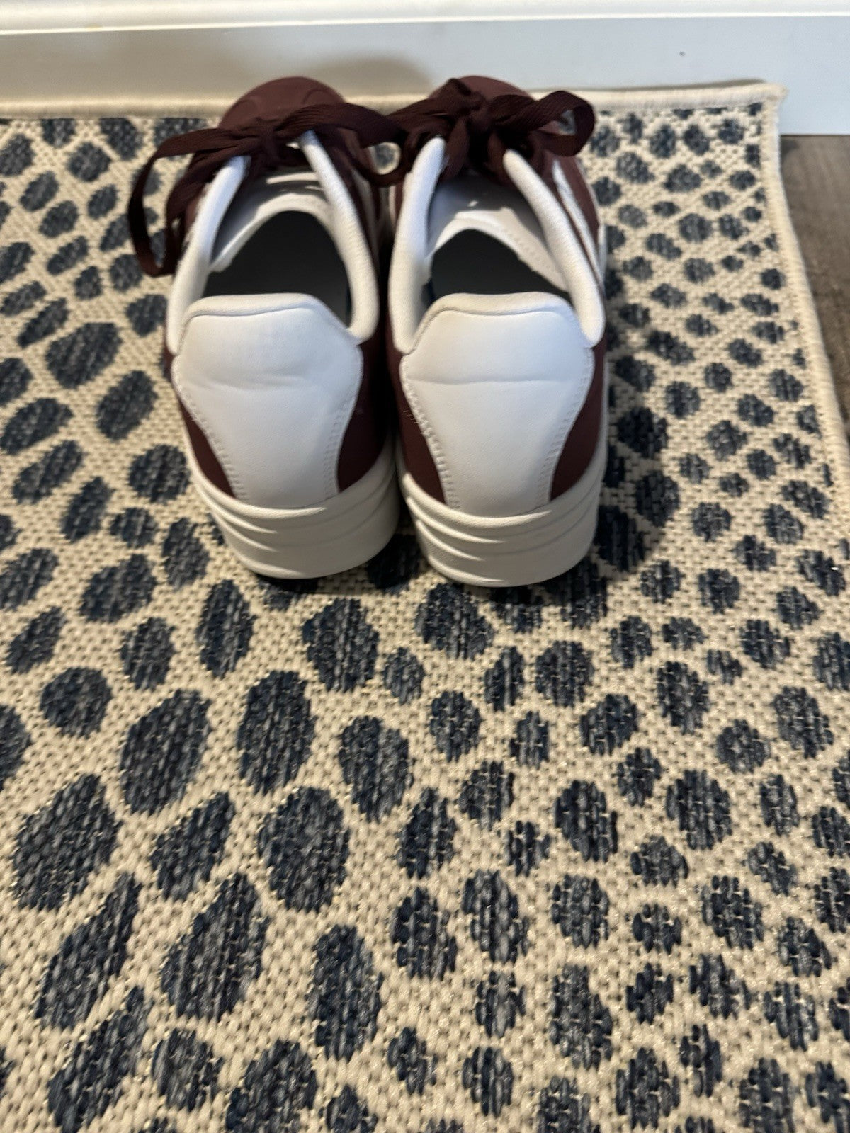 Dream Pairs Platform Sneakers 10 Maroonish Plum New