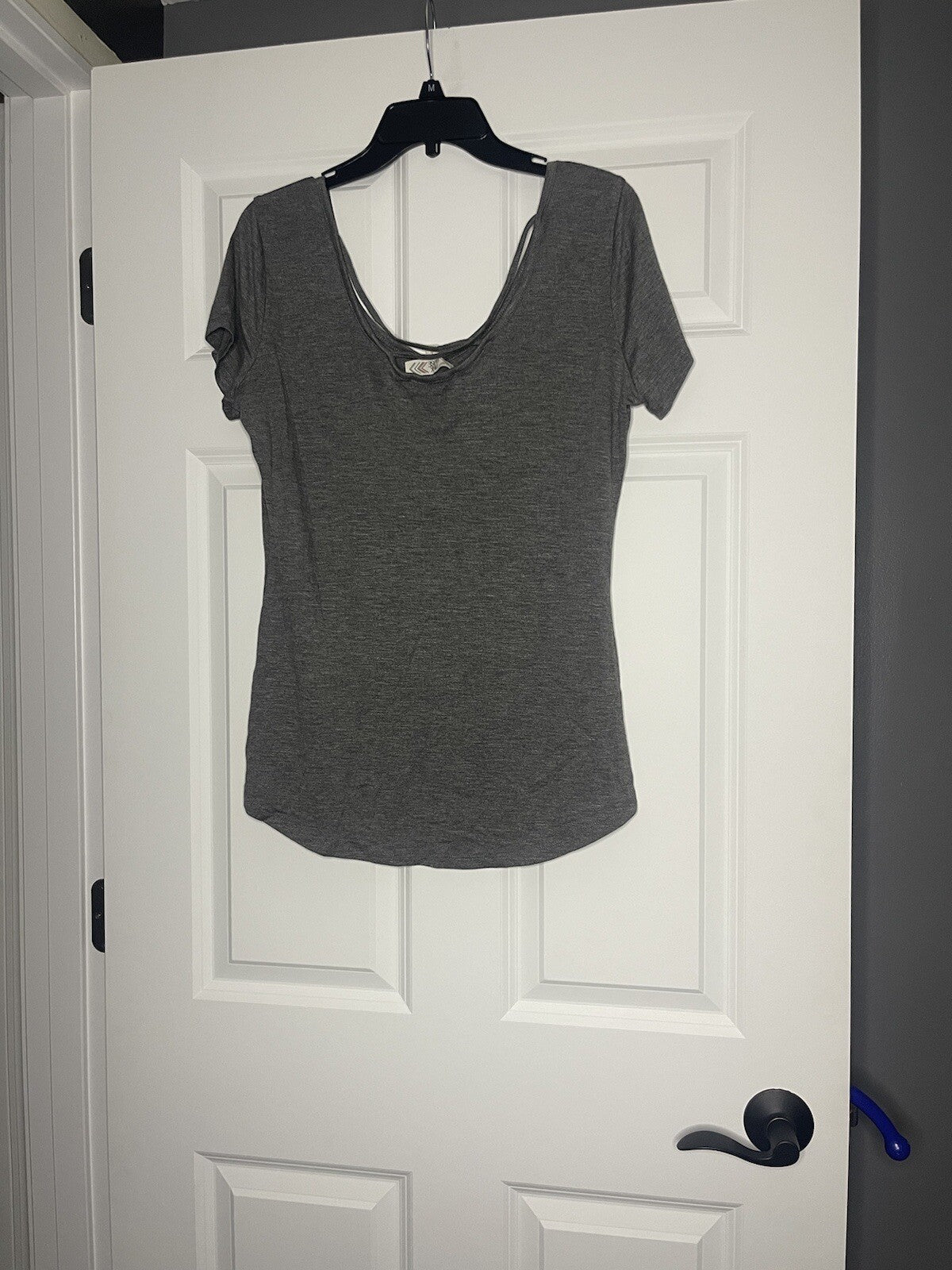 Pink Rose short sleeve blouse gray large NWT