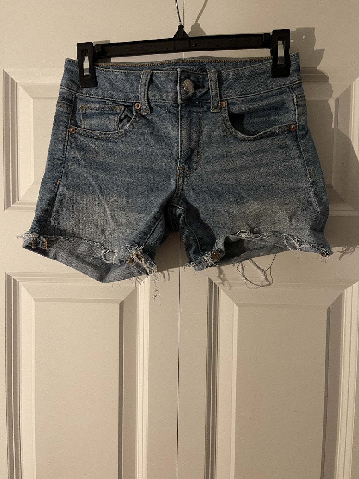 American Eagle super super stretch midi shorts size 2 blue