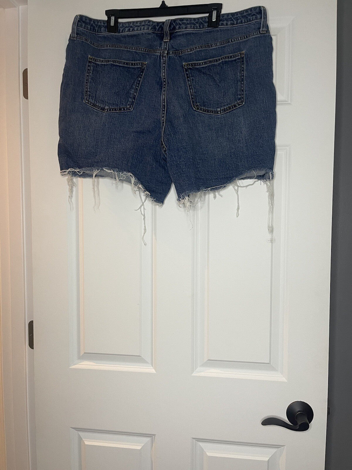 Universal Thread Boyfriend Shorts 16/33 Blue With Distressing