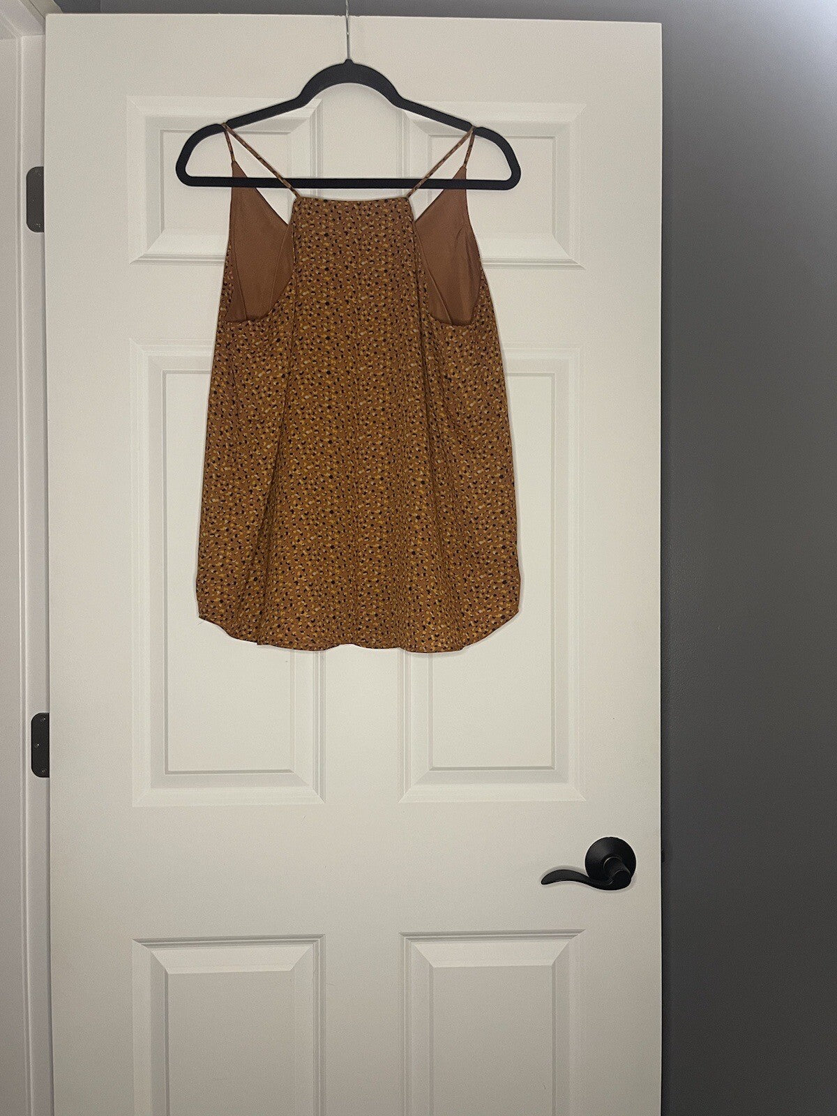 Loft Sleeveless Blouse Large Petite Rust With Orange Tan Black Print