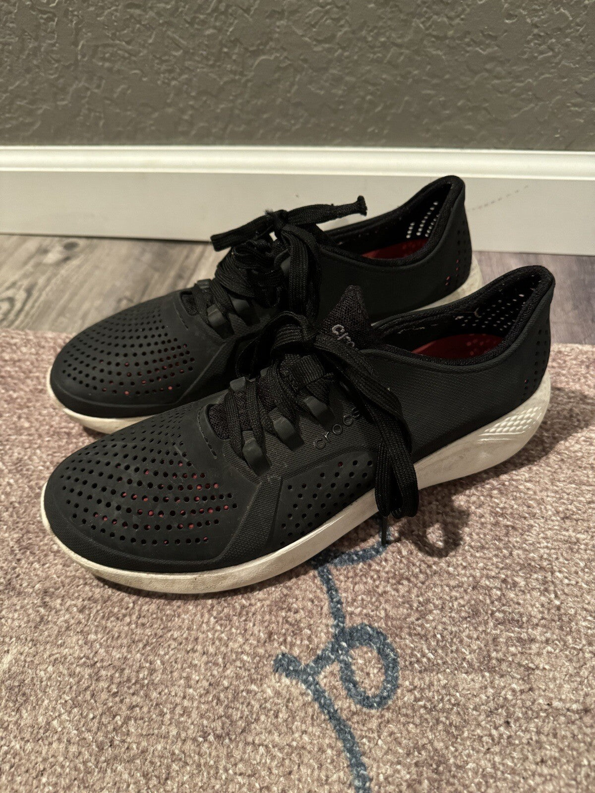 Crocs Sneakers Black Mens Size 9 Lite Ride