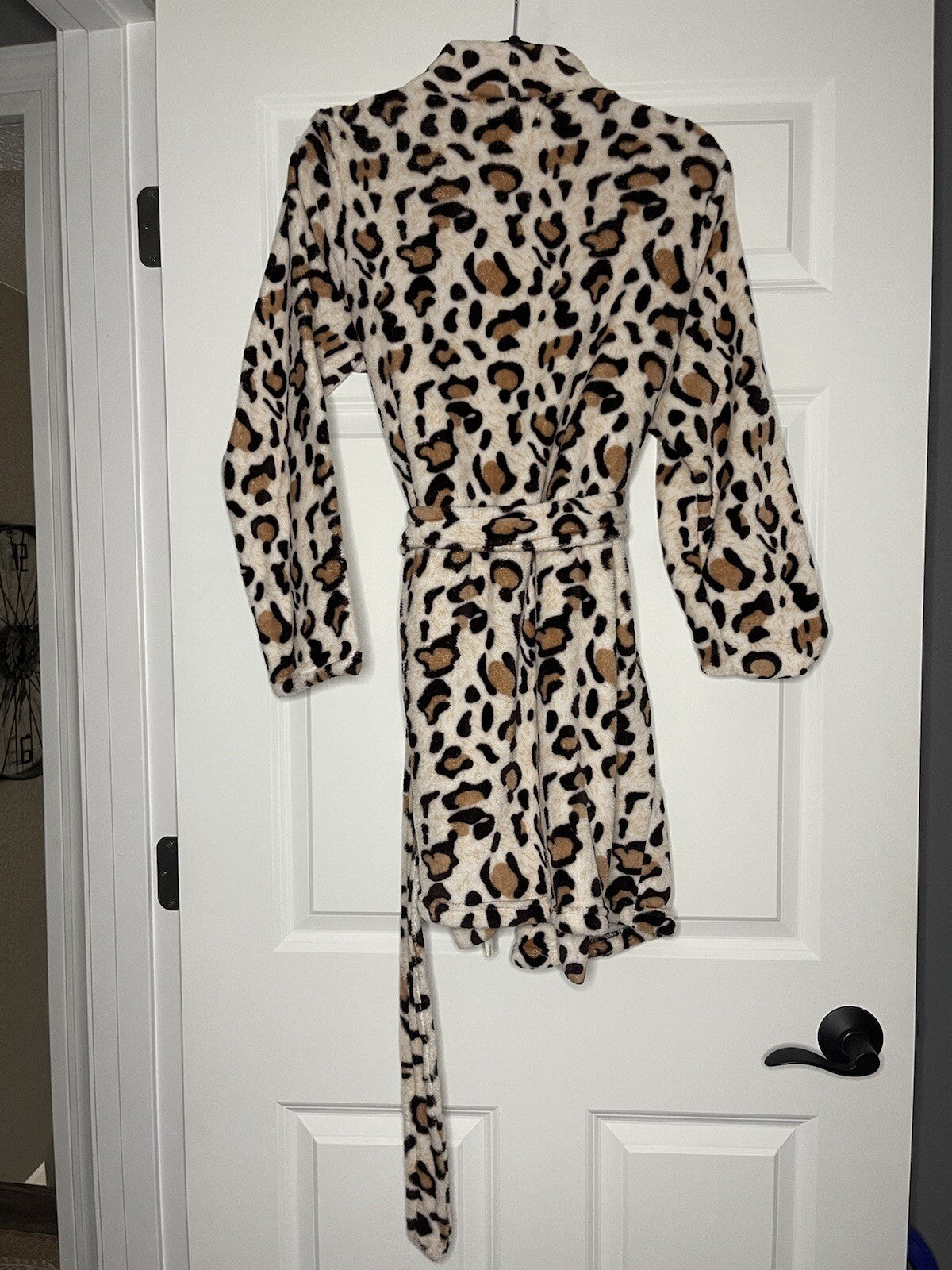 Ninexis robe with belt medium cream brown animal print
