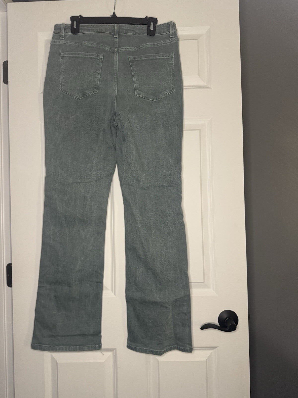 Flying Monkey Jeans Style F5601-R Cut 54594 Green Size 31 Wore Once