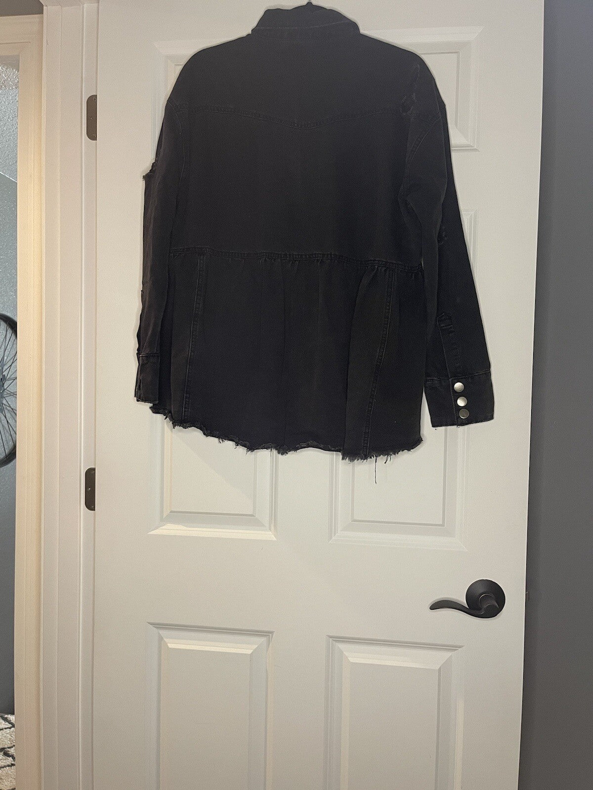 Vici Distressed Black Jean Jacket Medium