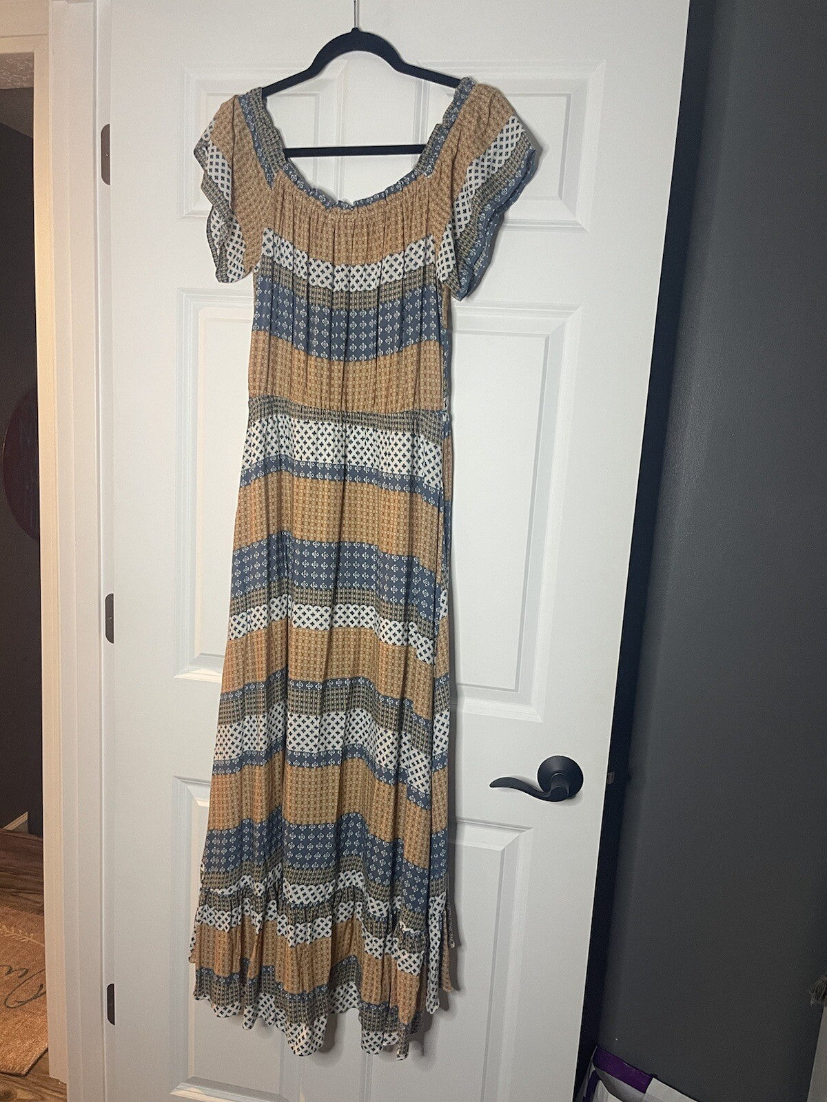Dress forum short sleeve dress medium blue rust & multifloral Nwt