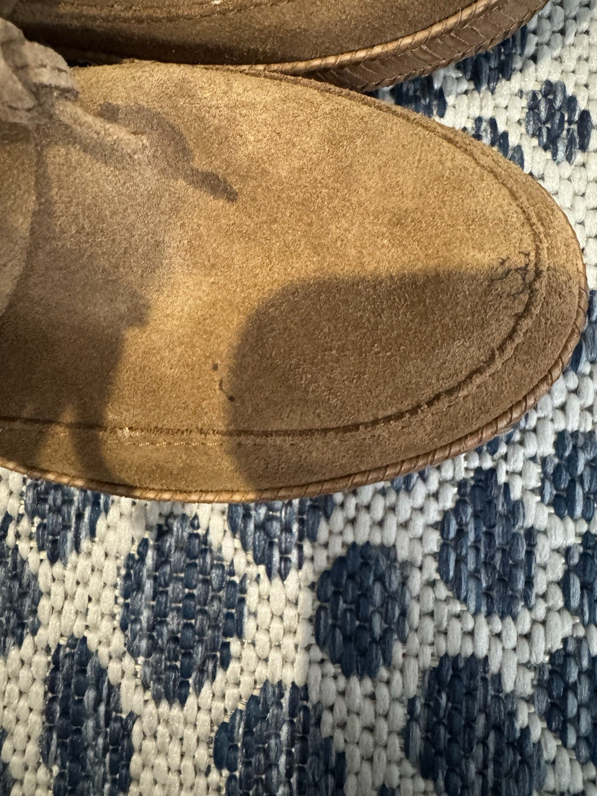 Ugg Chesnut Zipup Booties Size 6.5 Brand New W Box Small Defect On Rt Foot