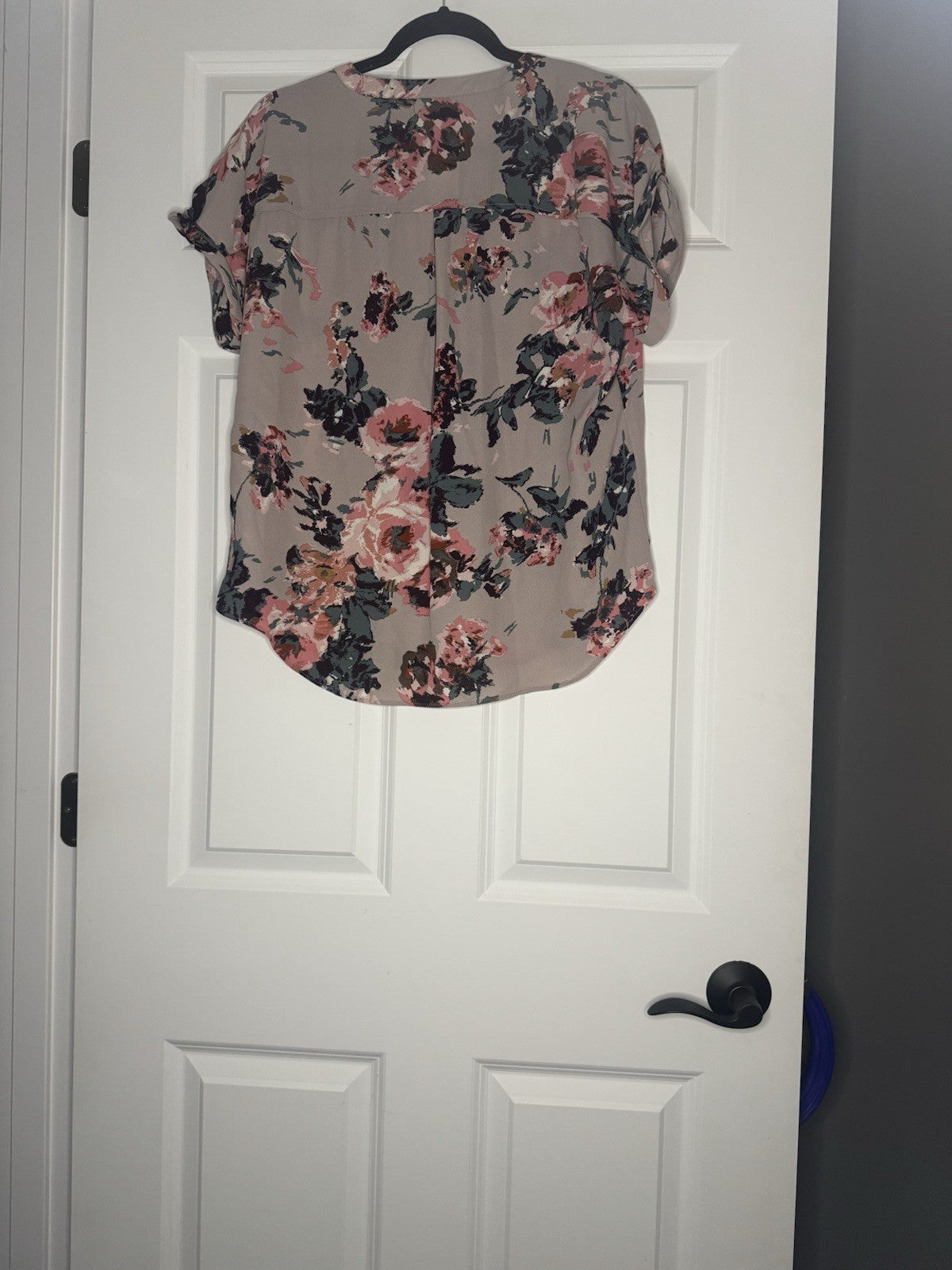 Maurice’s Short Sleeve Blouse Mauve W Multi Floral Small Nwt