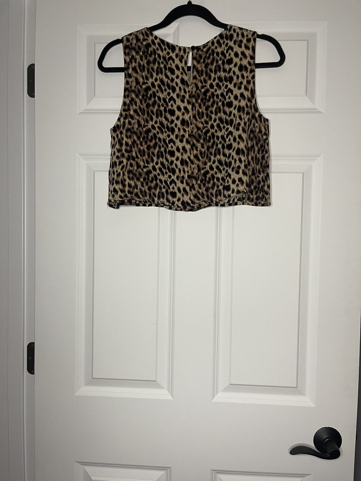 Gianni bini sleeveless crop blouse xs black brown animal print