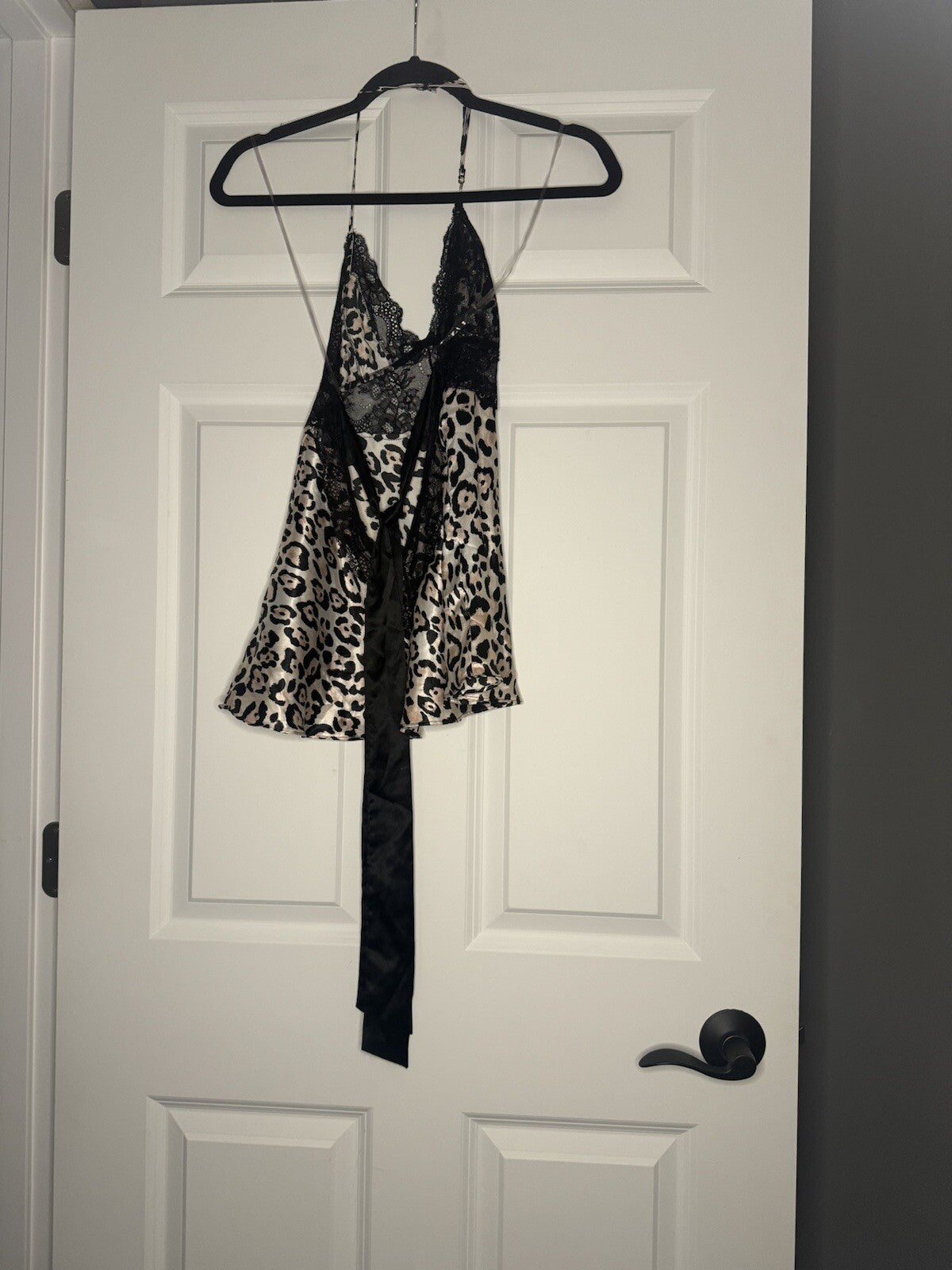 Victorias Secret Lingerie Top Halter Small Black Lace W Multi Animal Print