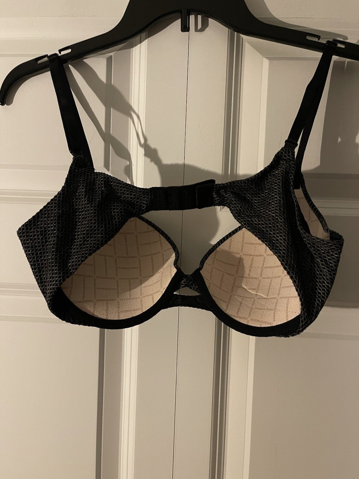 Victorias secret perfect shape Push Up Bra 34c black and gray