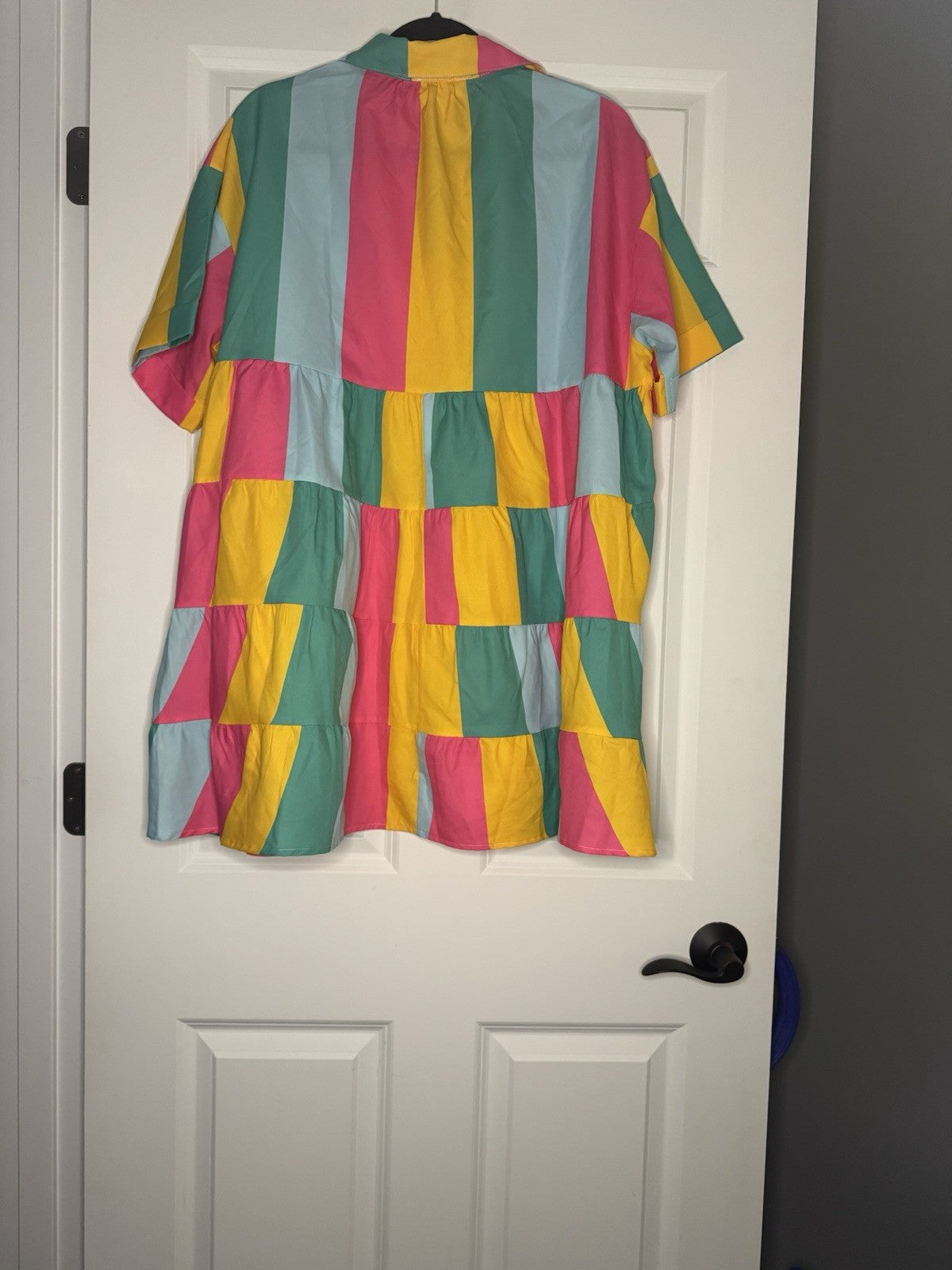 Fantastic Fawn Short Sleeve Button Up Dress Medium Yellow Green Blue Pink Multi