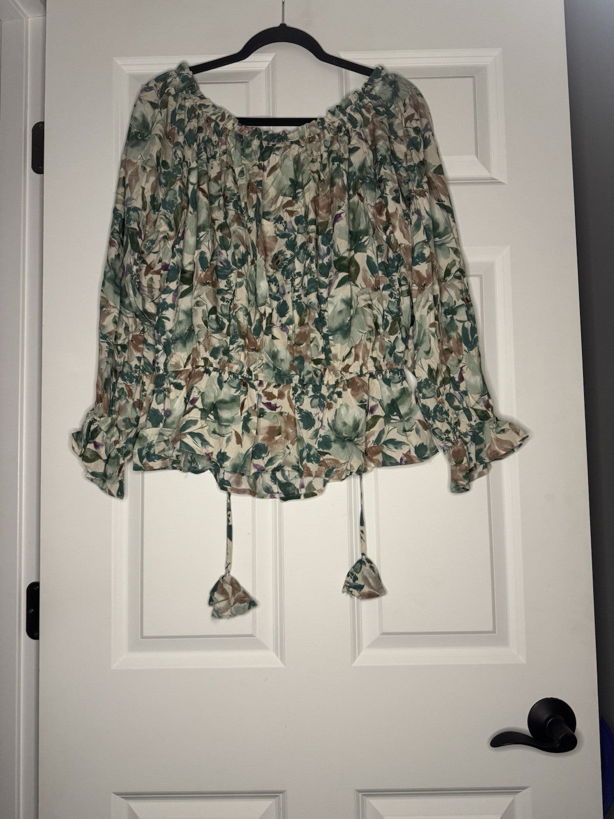 Kori Long Sleeve Blouse Large Green Cream Tan Floral Nwt 38