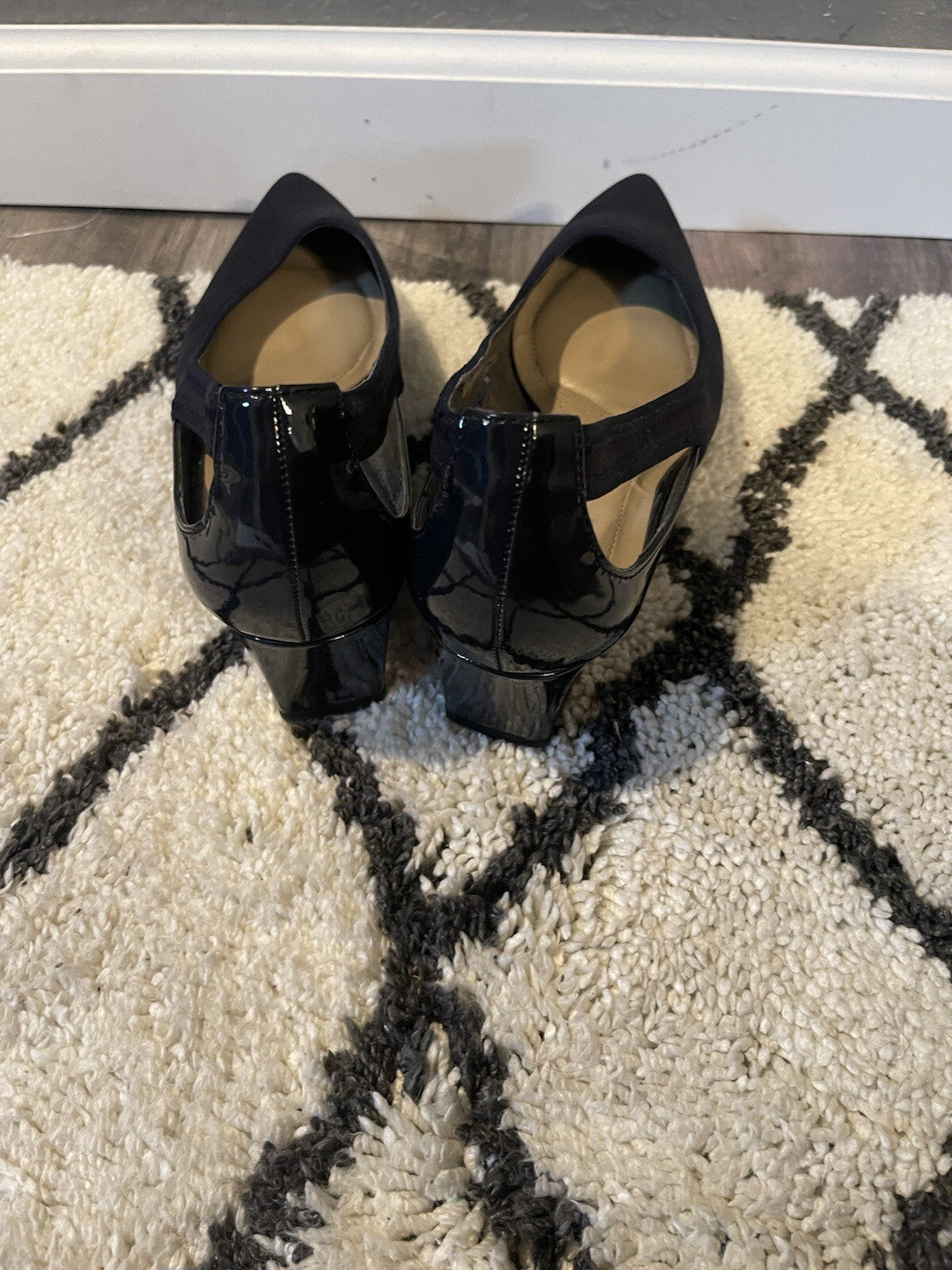 Ellen Tracy Heels Navy Size 9