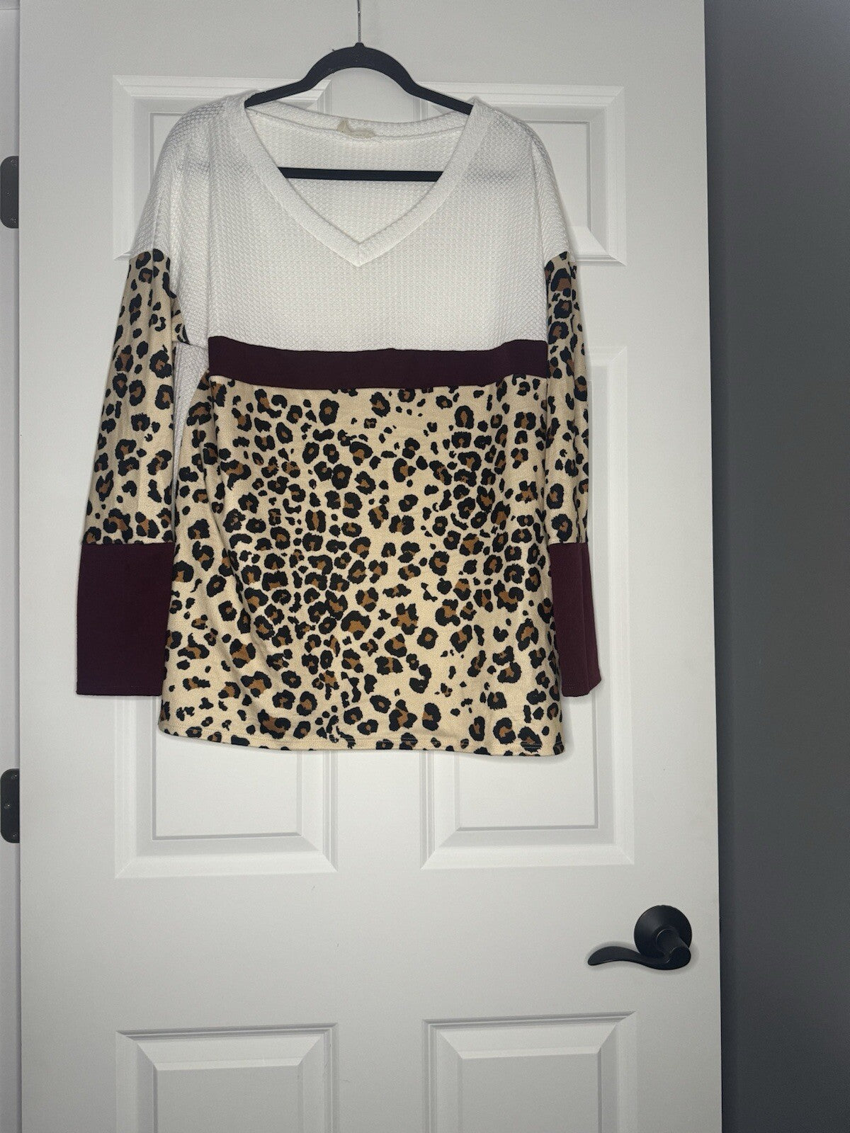 Bibi Long Sleeve Blouse Xl White Waffle Knit Maroon Brown Black Animal Print