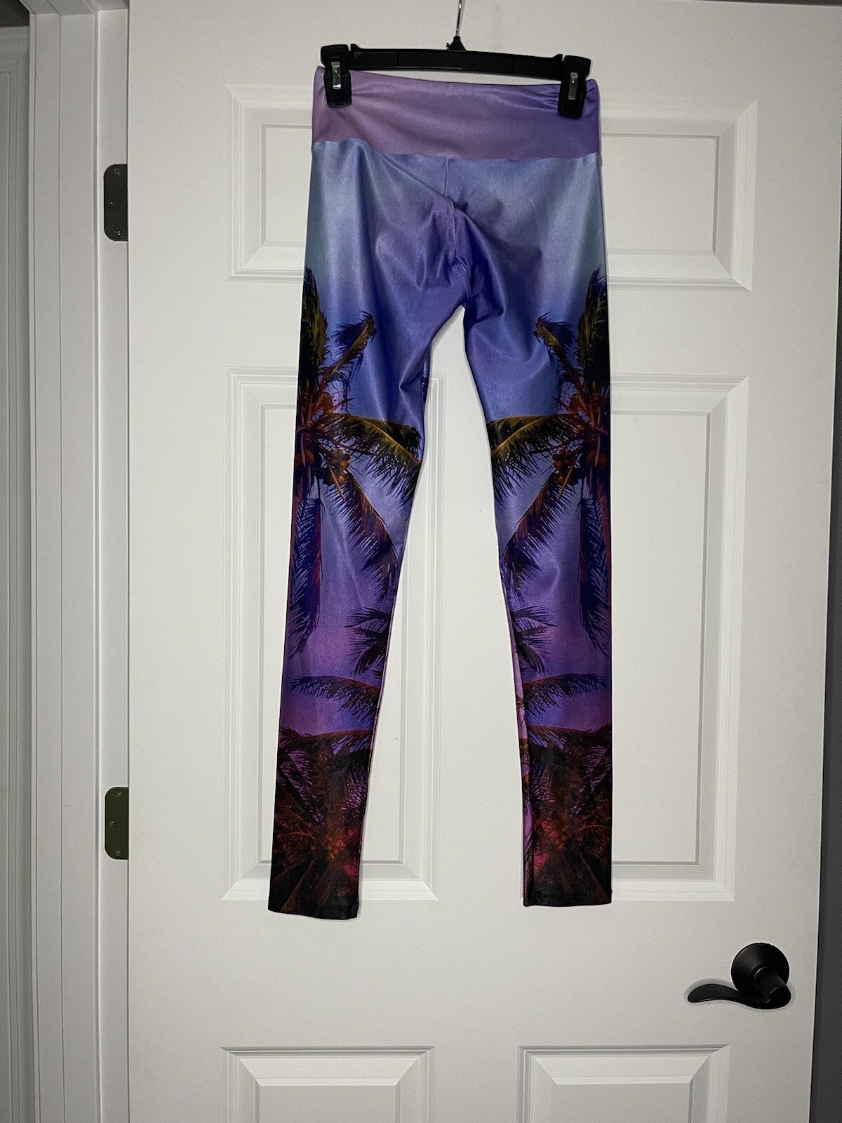 Goldsheep leggings small purple blue orange print