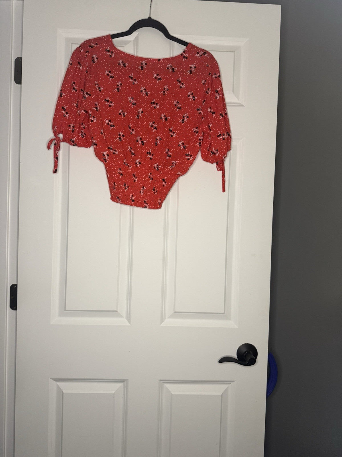 Jack By Bb Dakota Short Sleeve Top Small Red W Black White Floral