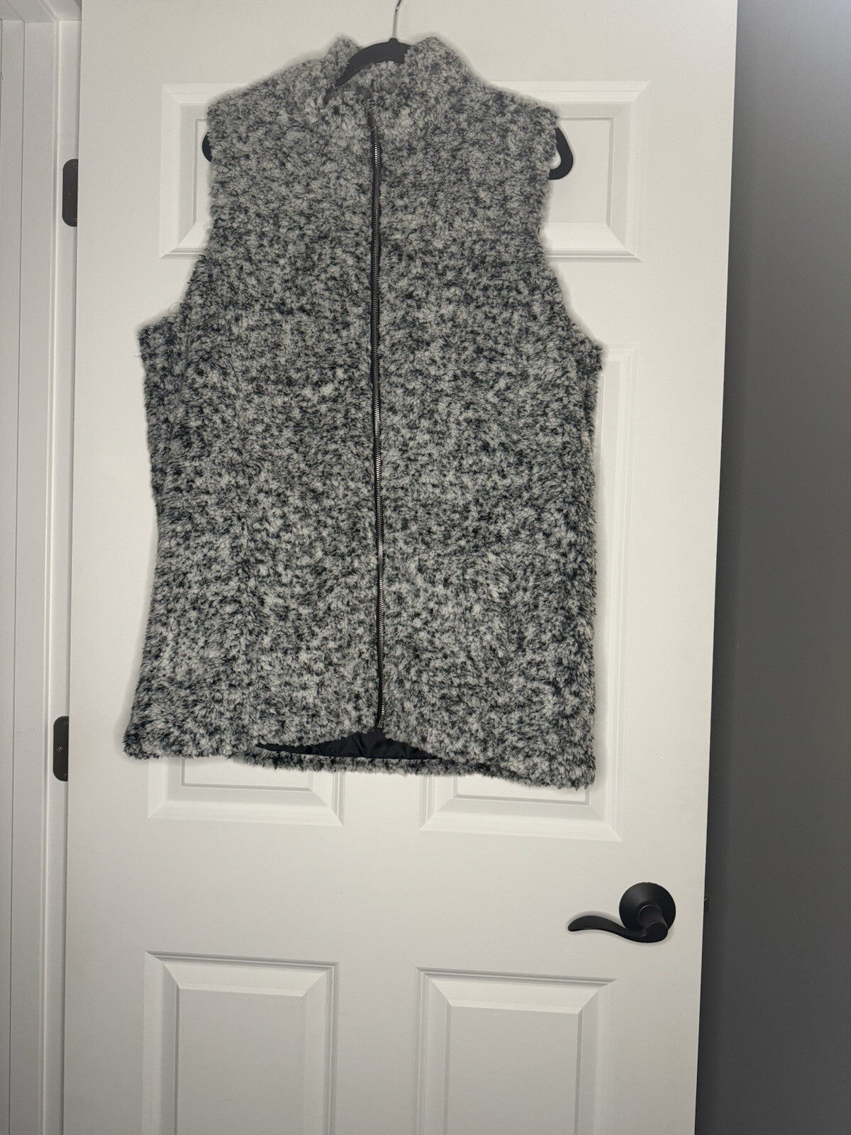 Betseys Boutique Shop Vest Xl Gray Black Mix