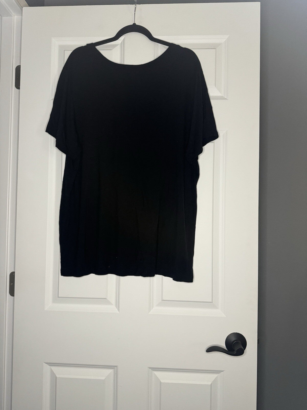 Geegee Short Sleeve Top 1xl V Neck Black W Beading Decor