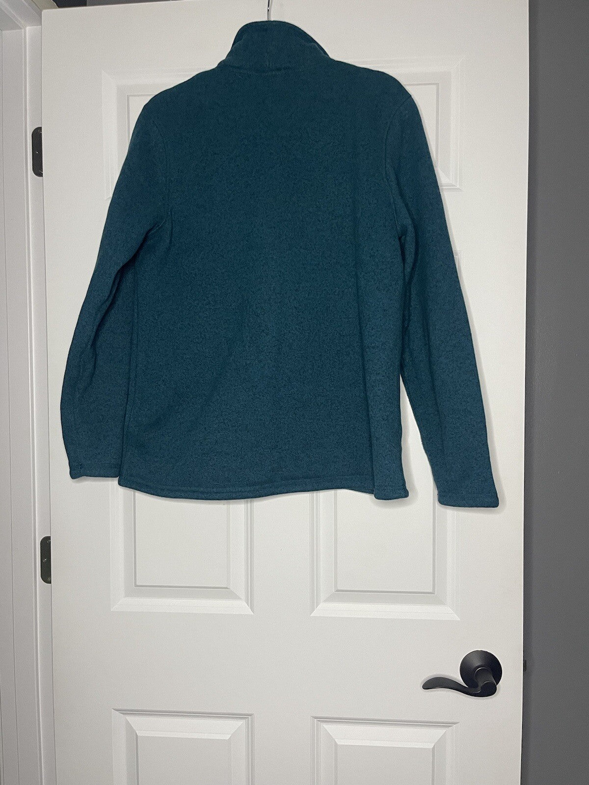 The north face zip up sweatshirt large green