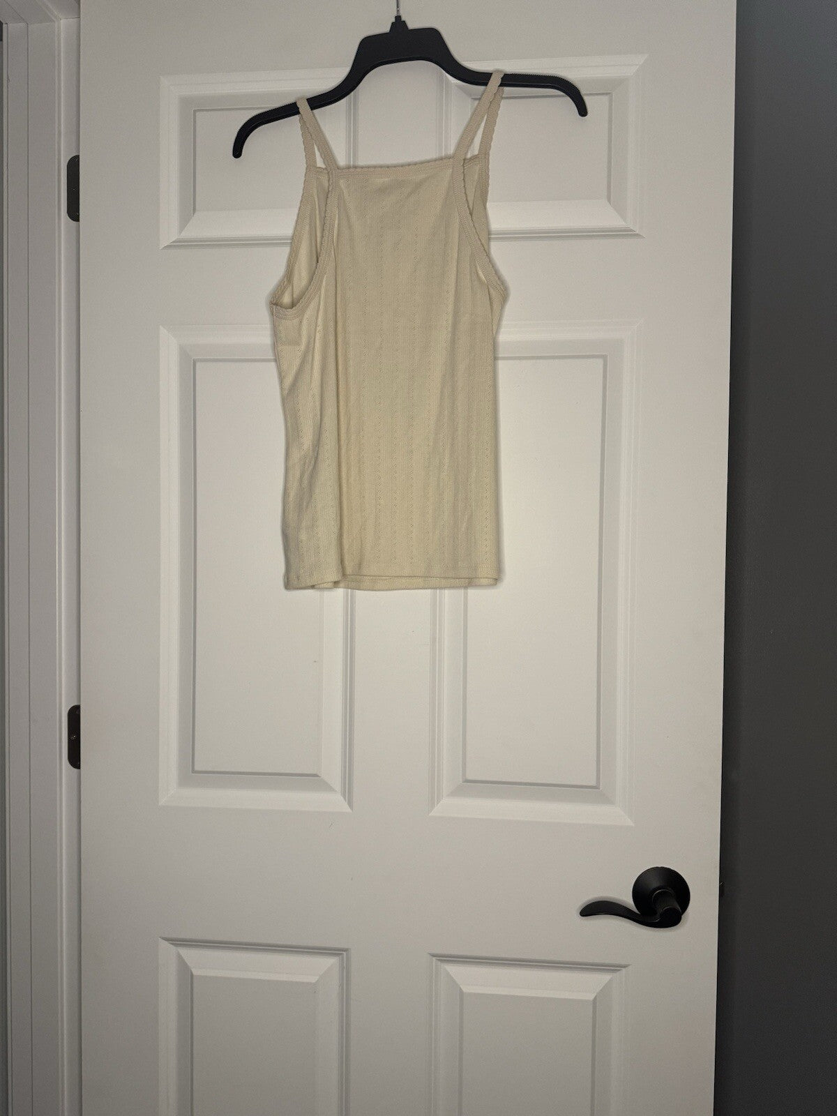 Old Navy Sleeveless Blouse Cream Ribbed With Multi Cut Out Large Nwt