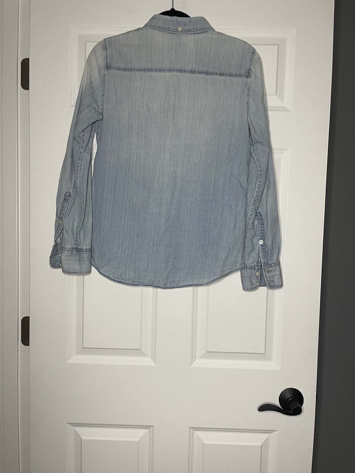 J crew button up blouse size 6 light blue