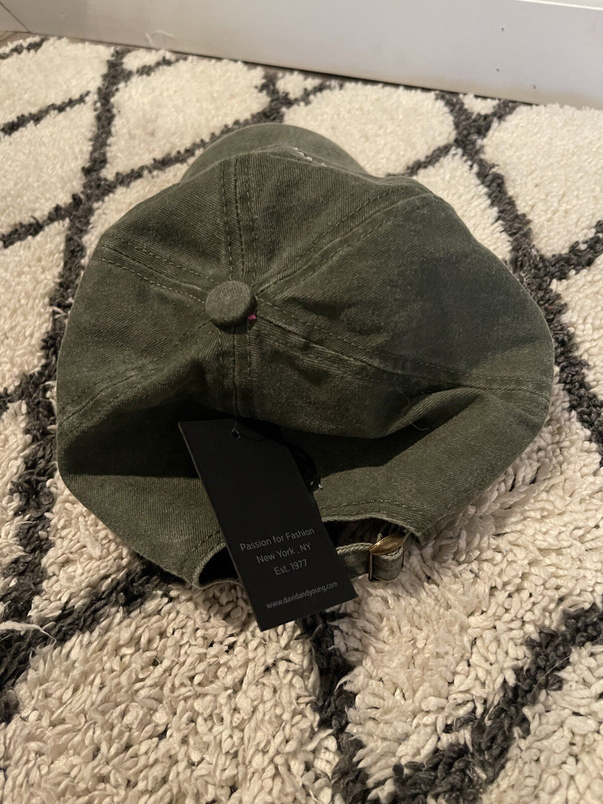 David And Young Mom Life Green Baseball Cap Nwt
