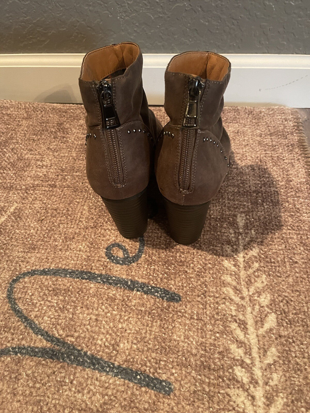 L4L Booties brown size 8