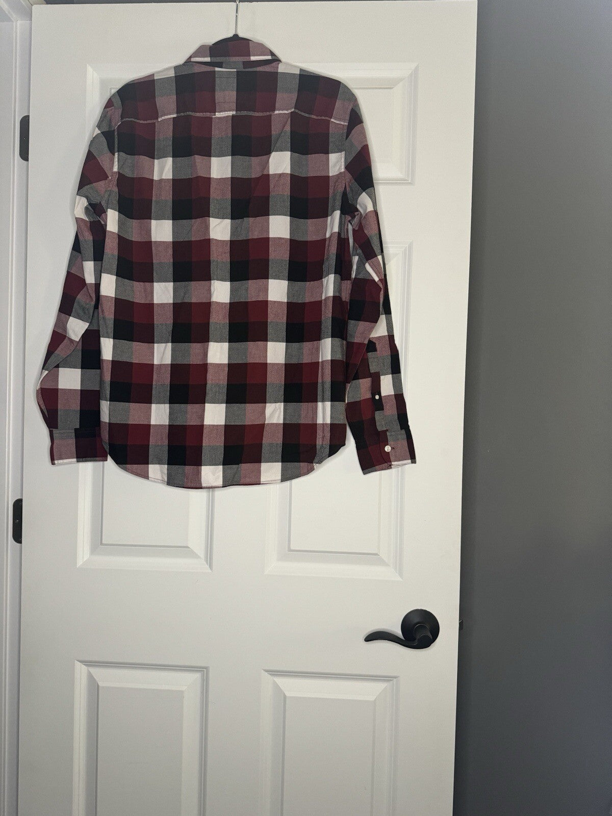 Hollister Epic Flex Stretch Long Sleeve Button Up Medium Red Black White Nwot