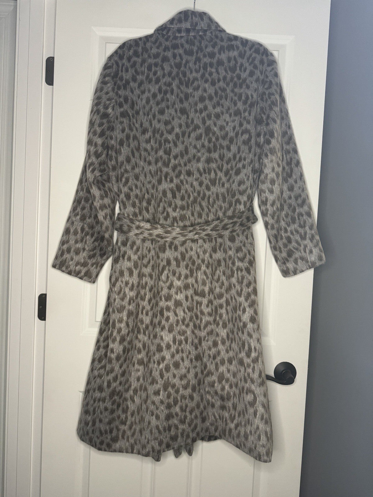 Old Navy Coat W Belt Gray Taupe Animal Print 2x Never Worn So Soft