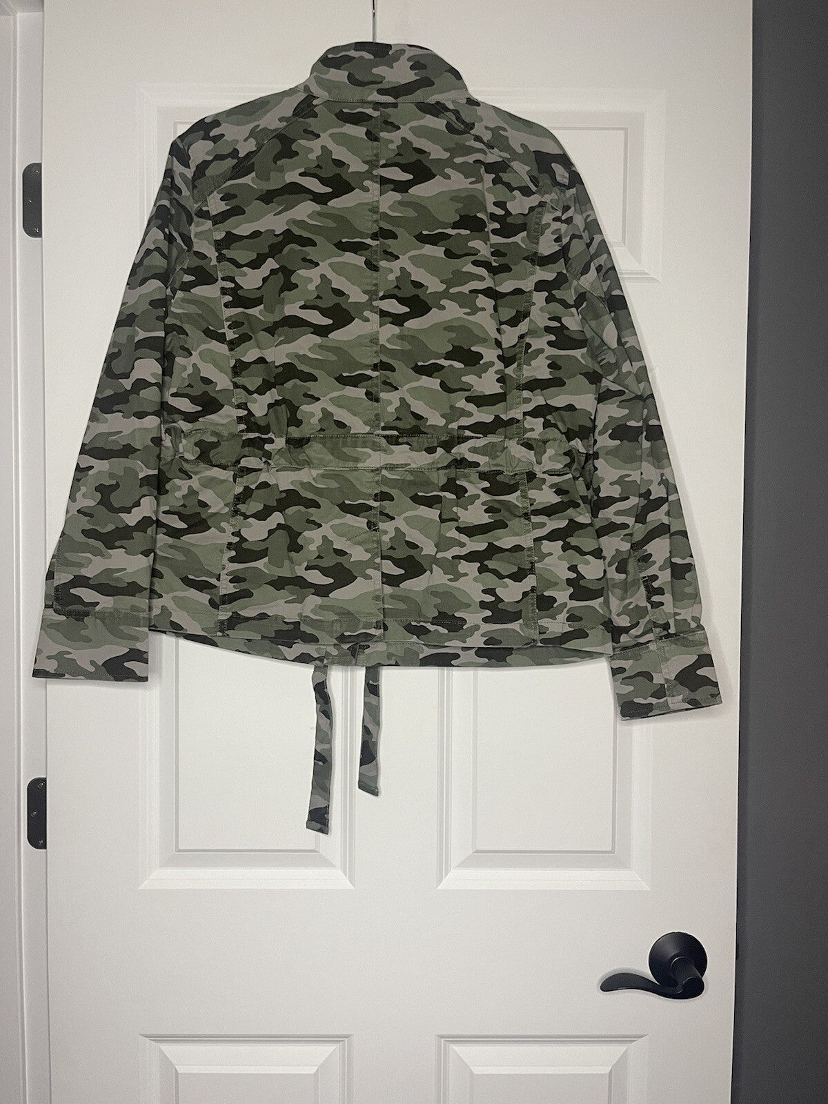 Banana Republic jacket camo green large NWT