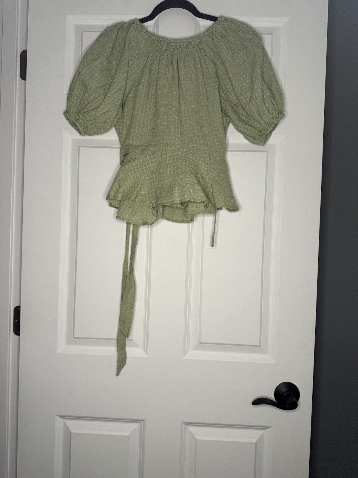Universal Thread Short Sleeve Wrap Blouse XS Green Stitching Nwt