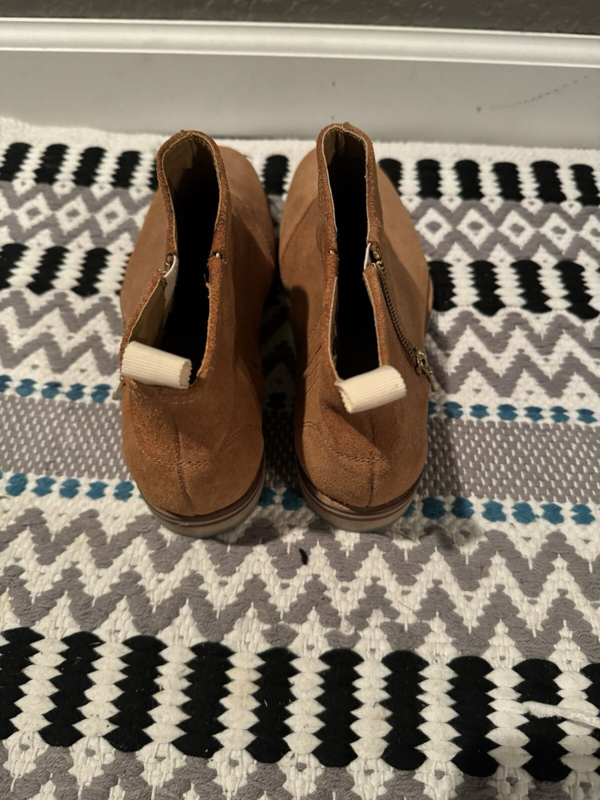 J Shoes Women’s Boots Size 8 Brown