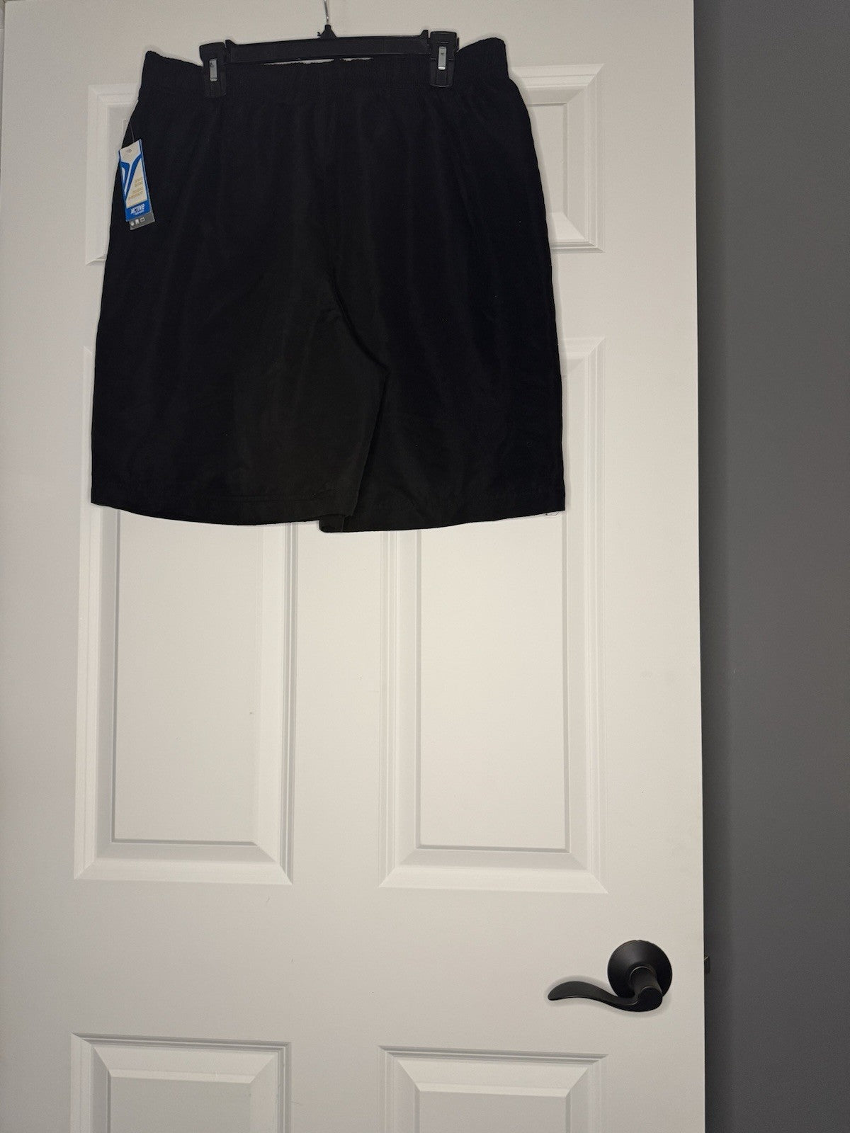 Old Navy Active Men’s Shorts Large Black W Gray Quick Dry Nwt