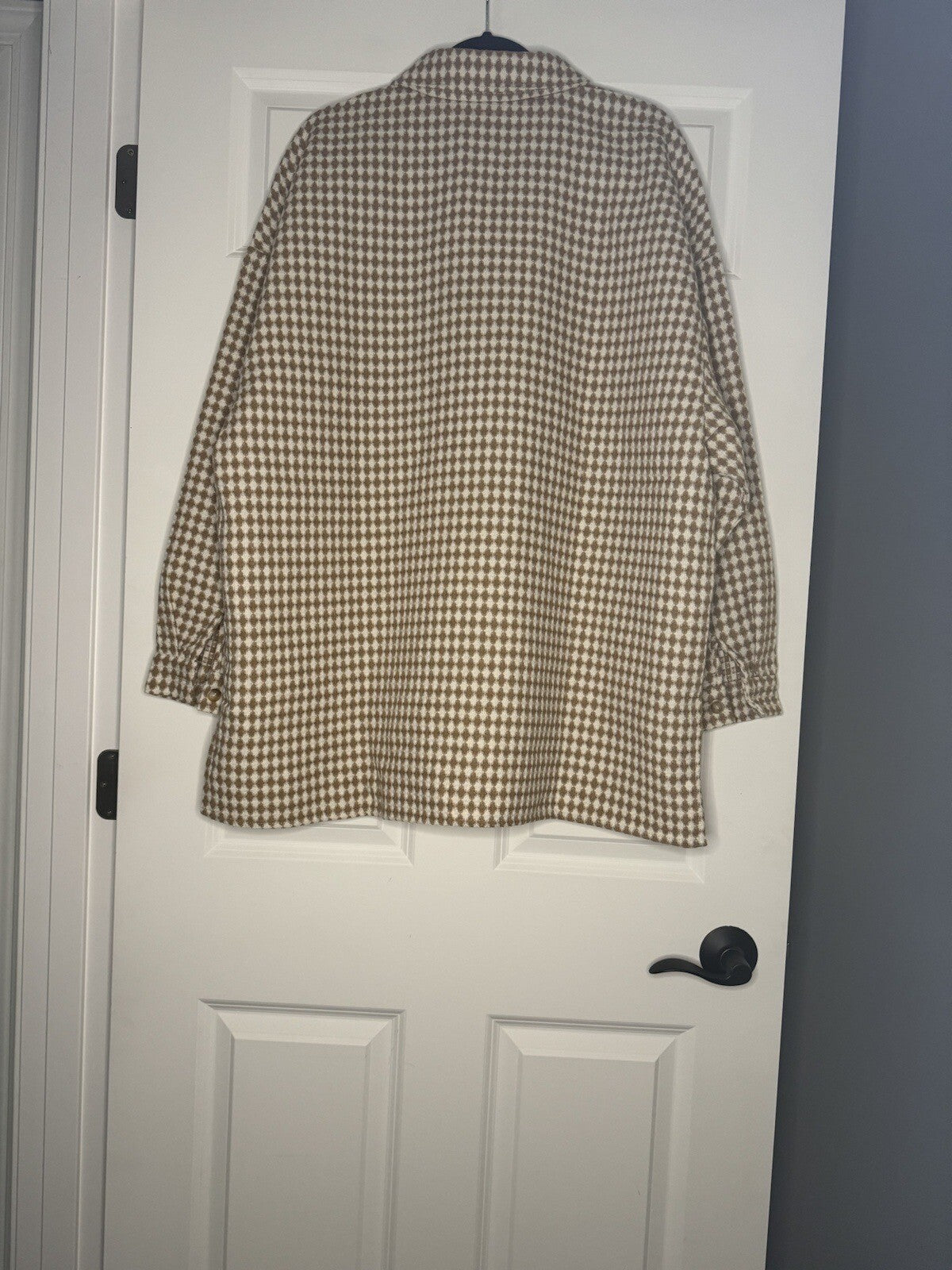 Davi And Dani Shacket 1xl Tan And Cream Print Nwt
