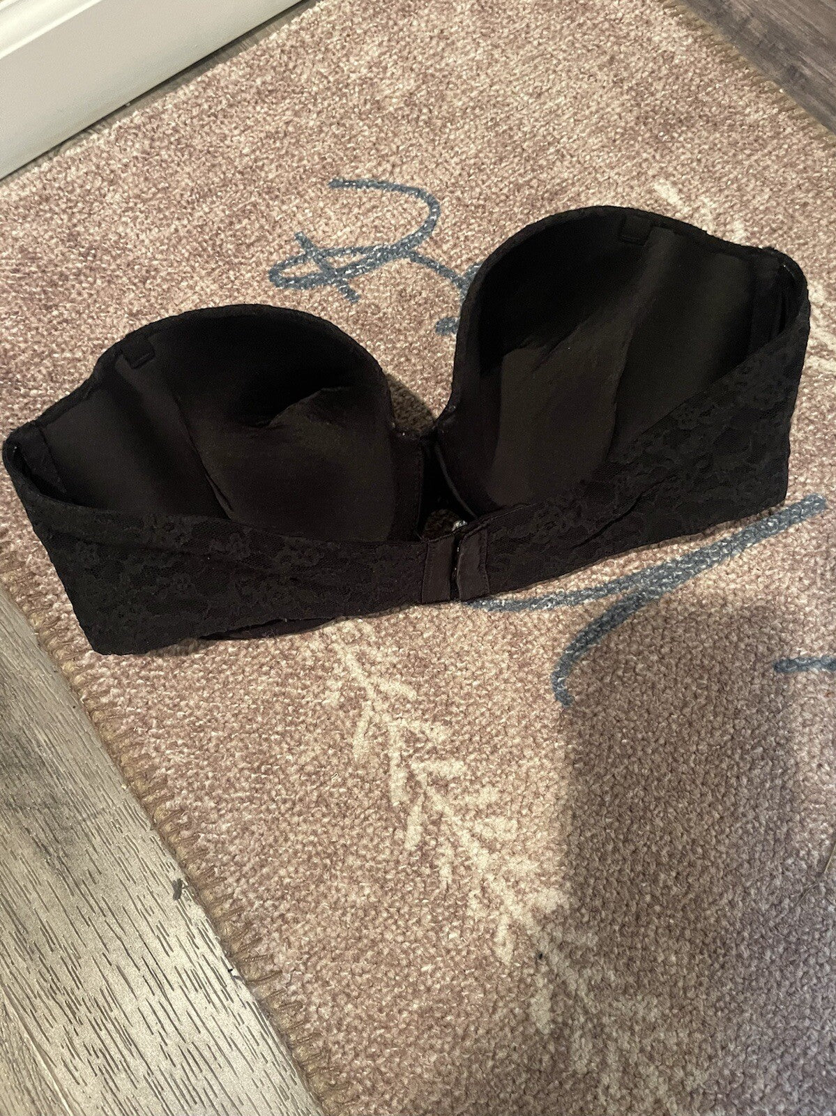 Victorias secret 36c strapless bra black lace