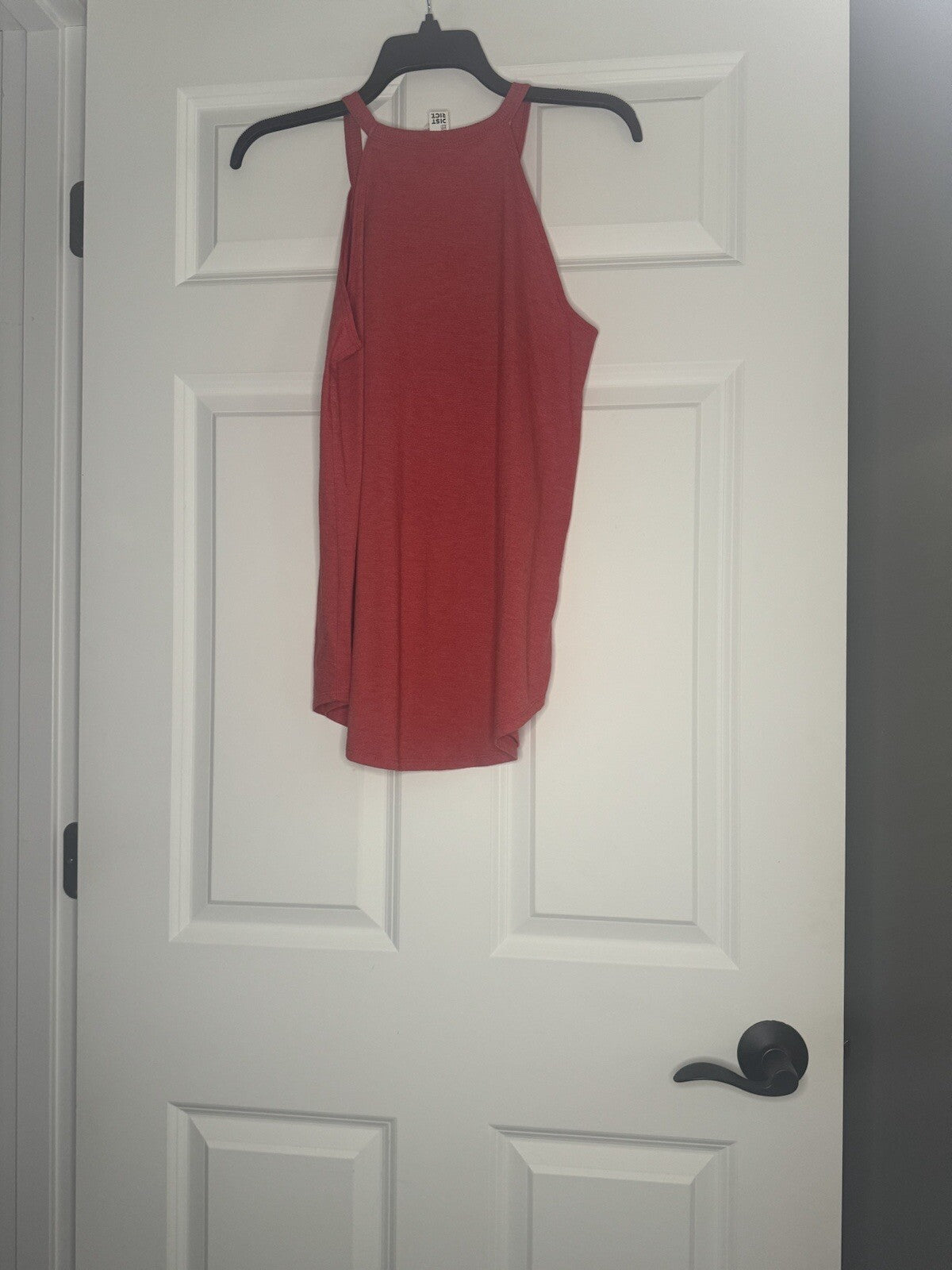 District Sleeveless Top Hotter Than A Hoochie Coochie M Red W Blue Text