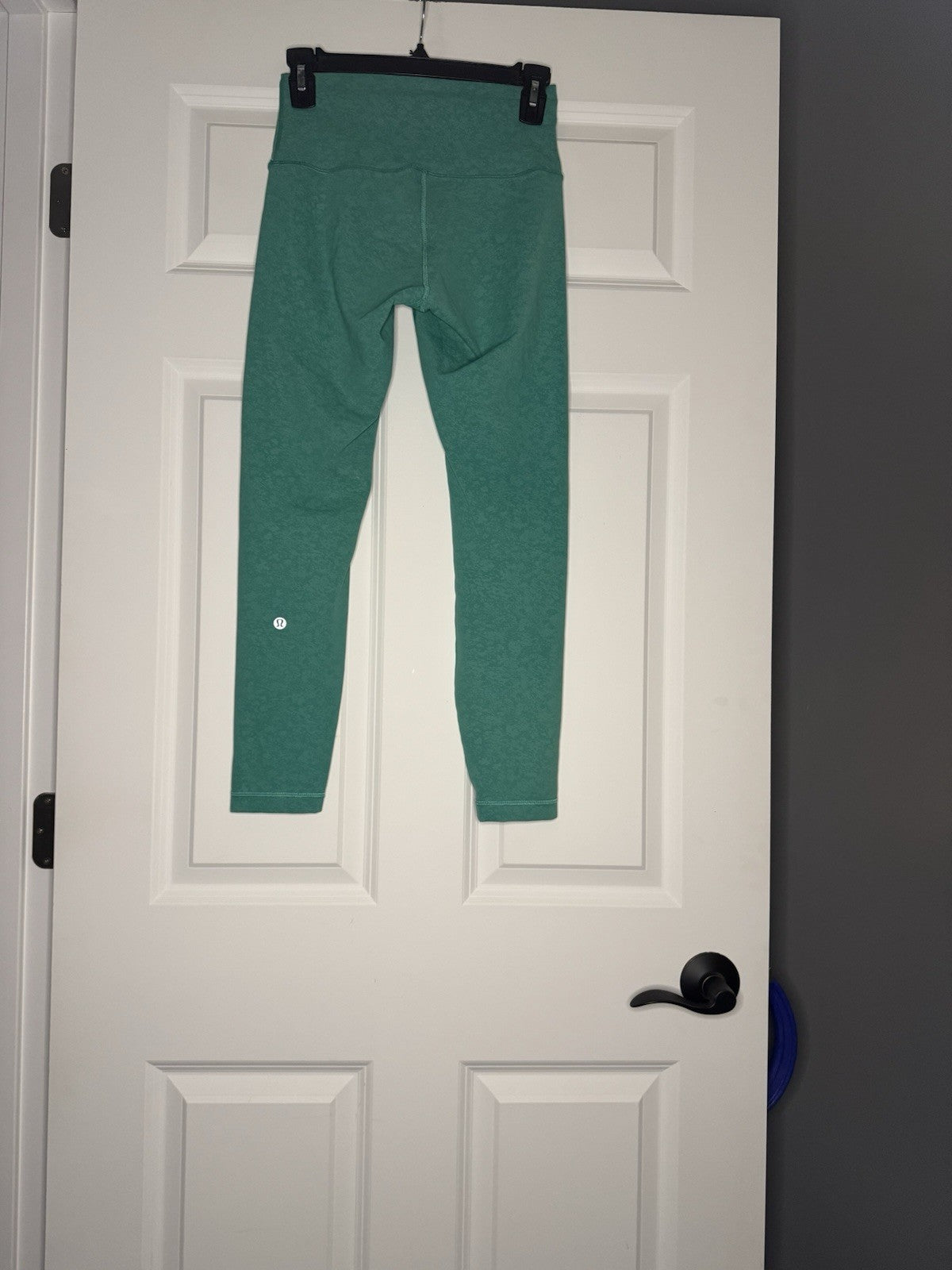 Lululemon 7/8 Legging Size 6 Green Mix