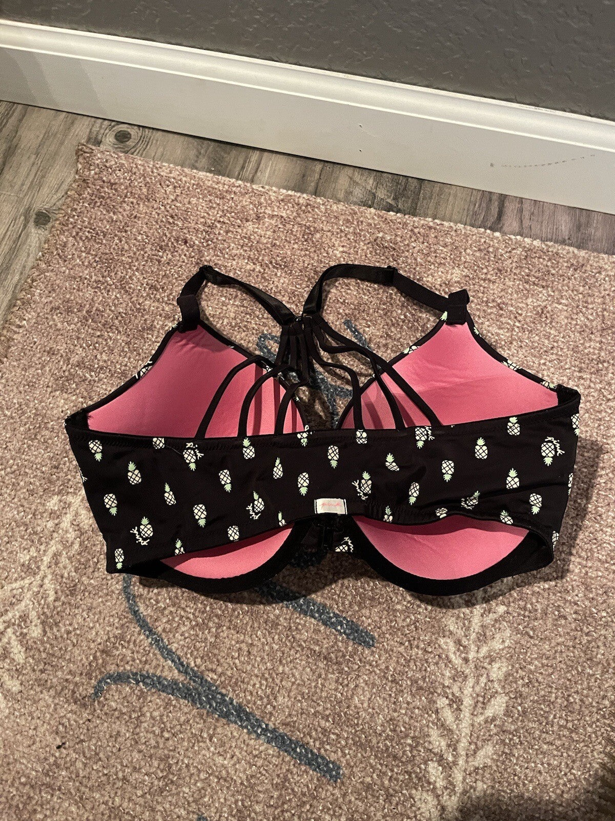 Pink By Vs Everywhere Push Up Bra 34dd Black W Multi Pineapple Print