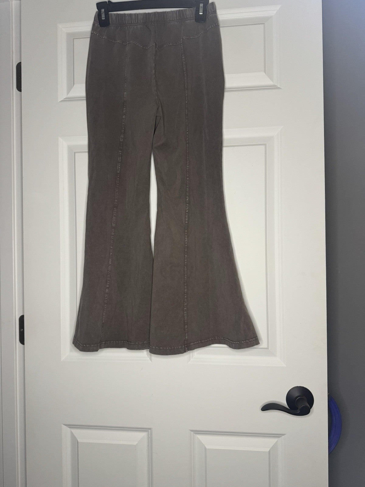 Easel Bell Bottom Pants Brown Medium Nwt 42
